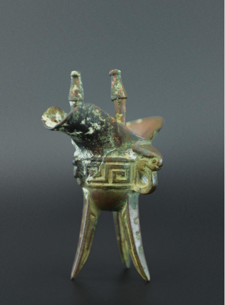 多祿溙國際2026春拍精品推薦｜商代青銅迴紋爵杯賞析